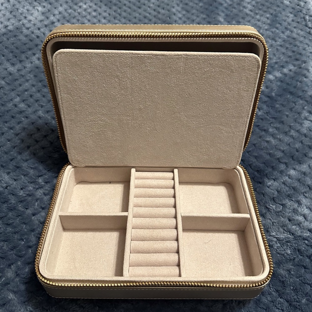 Kendra Scott Medium Travel Jewelry Case